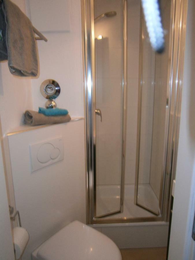 Bodensee Ferienwohnung Claudia 4 ฟรีดริชส์ฮาเฟน ภายนอก รูปภาพ